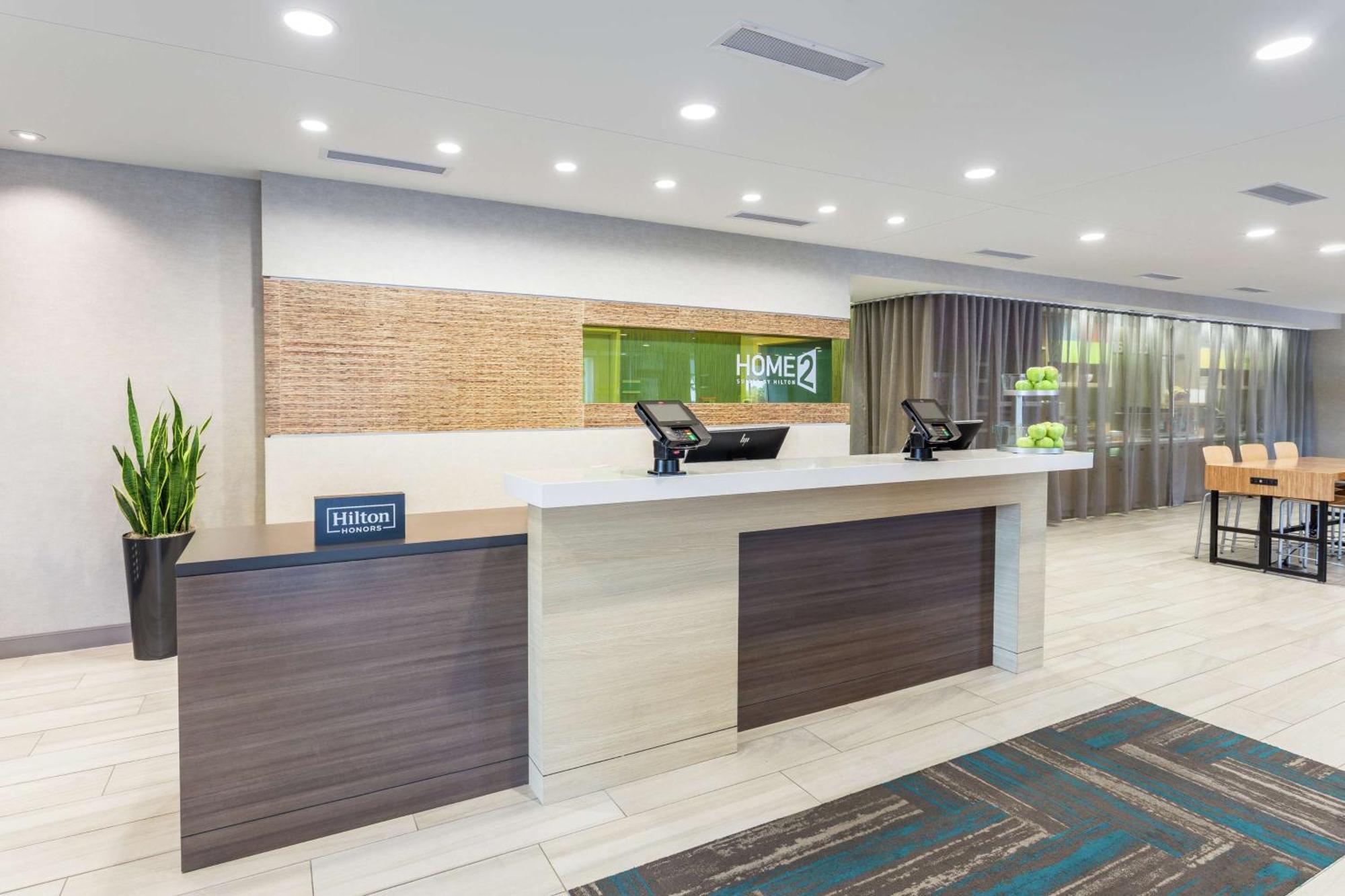 2 By Hilton Northwest